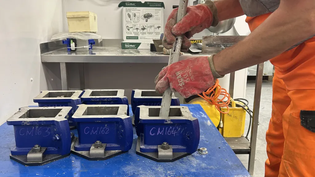 manufacturing the concrete cubes for testing